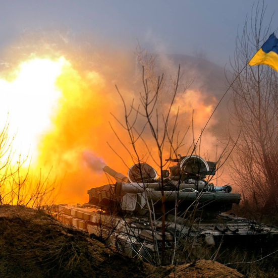 Miletærkøretøj med Ukrainsk flag