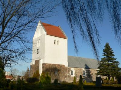 Vrå Kirke